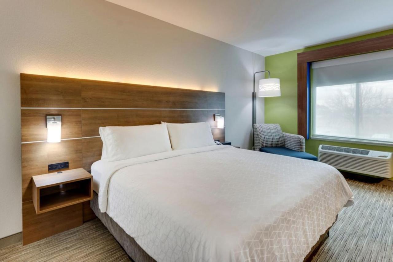 Holiday Inn Express Hotel & Suites Mankato East By Ihg Exterior photo