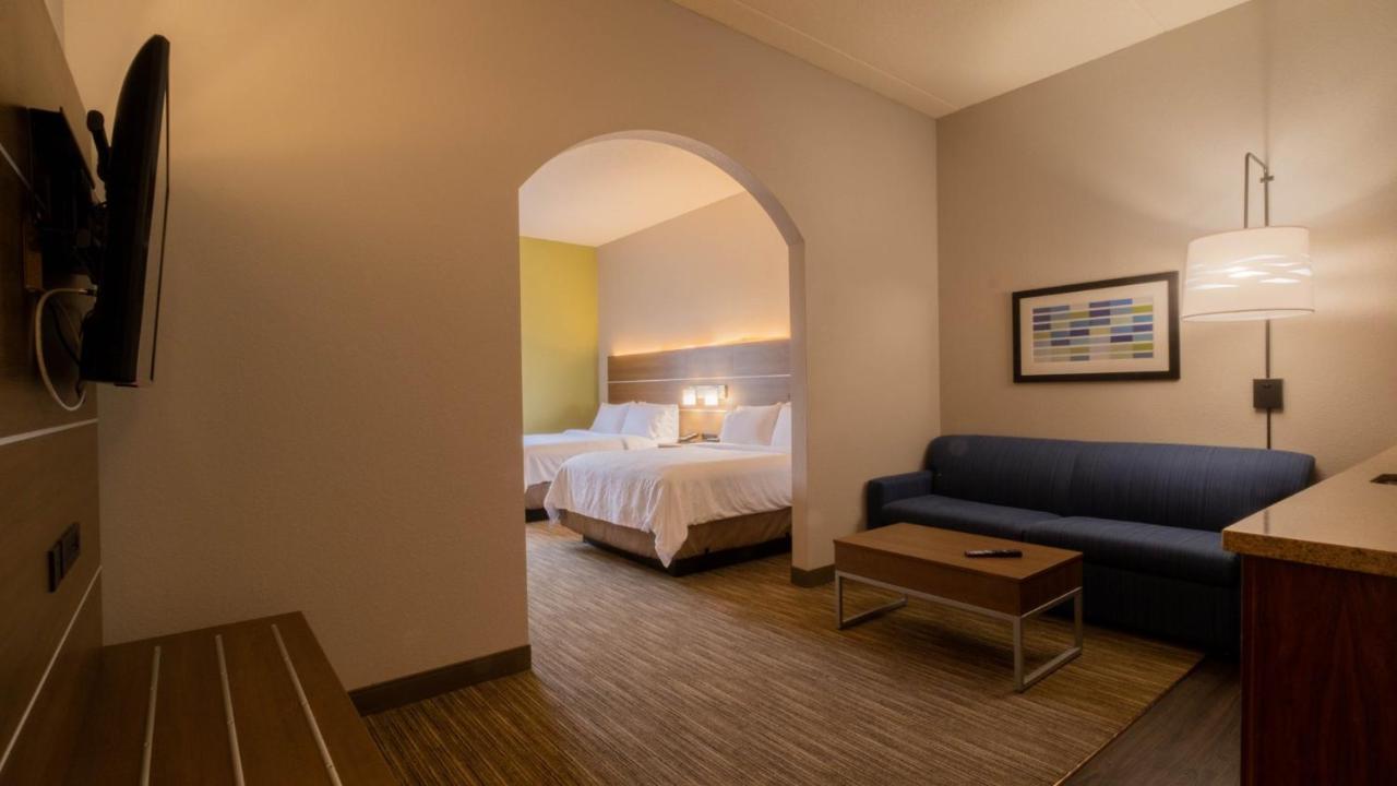 Holiday Inn Express Hotel & Suites Mankato East By Ihg Exterior photo