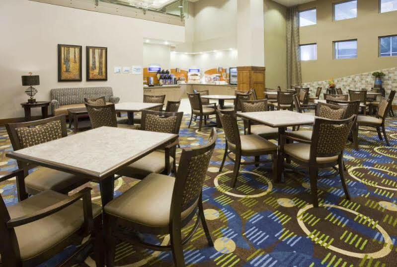 Holiday Inn Express Hotel & Suites Mankato East By Ihg Exterior photo