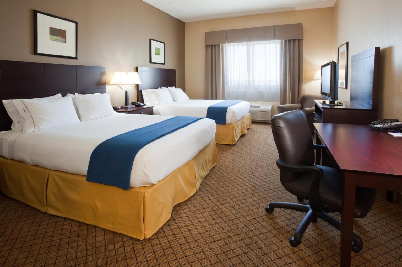 Holiday Inn Express Hotel & Suites Mankato East By Ihg Exterior photo